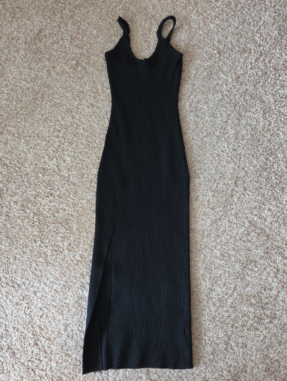 Windsor Perfectly Stylish Knit Midi Dress